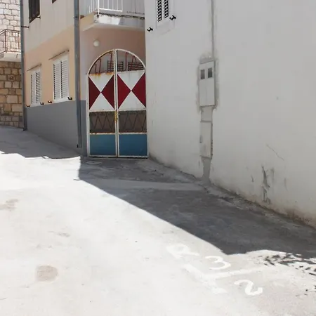 6659a * Zaostrog
