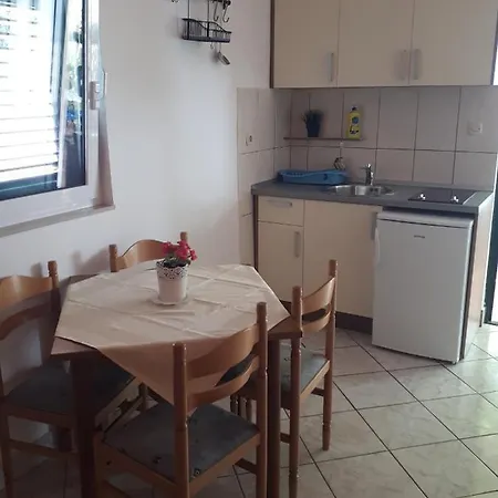 Apartment 6659a